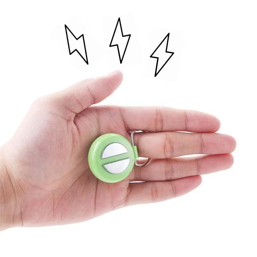 1pcs Electric Shock Handshake Toy Funny Joke Prank Electronic Toys For April Fools Day Safety Harmless